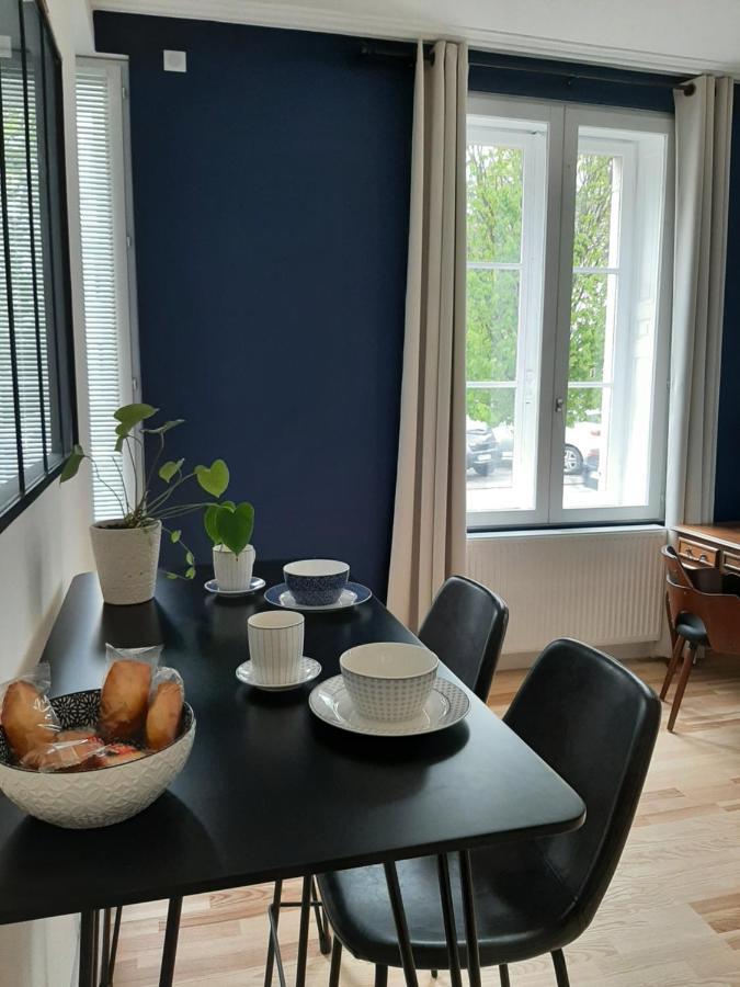 La chambre de maître du boulevard Thiers, entrée et terrasse privatives Remiremont Esterno foto