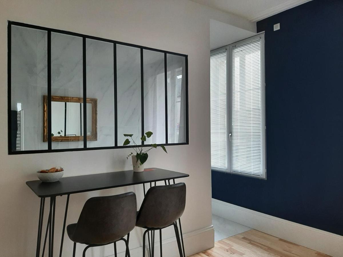 La chambre de maître du boulevard Thiers, entrée et terrasse privatives Remiremont Esterno foto